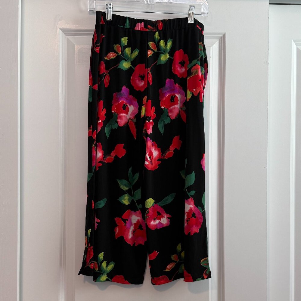Susan Graver Floral Liquid Knit Pull-On Wide Leg Crop Pant Black XS Good